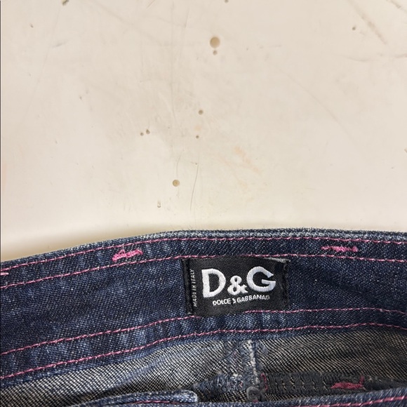 Dolce & Gabbana Navy Mini Skirt with Pink Accents - Picture 9 of 10